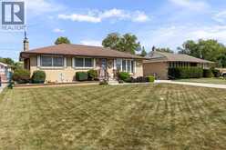 3890 AVON | Windsor Ontario | Slide Image Two