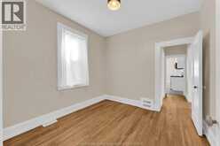1605 DOUGALL AVENUE | Windsor Ontario | Slide Image Sixteen