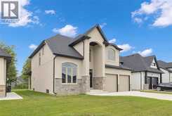 71 REDWOOD | Kingsville Ontario | Slide Image Two