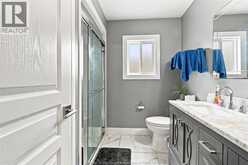 3457 WALKER ROAD | Windsor Ontario | Slide Image Sixteen