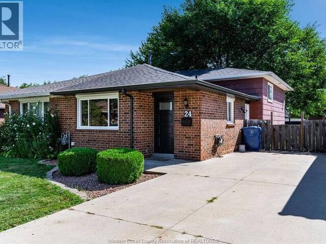 24 DONALD Leamington Ontario, N8H 4J3 - 3 Bedrooms Home For Sale