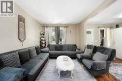 768 MCKAY | Windsor Ontario | Slide Image Twelve