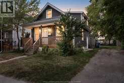 768 MCKAY | Windsor Ontario | Slide Image One