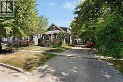 768 MCKAY | Windsor Ontario | Slide Image Two