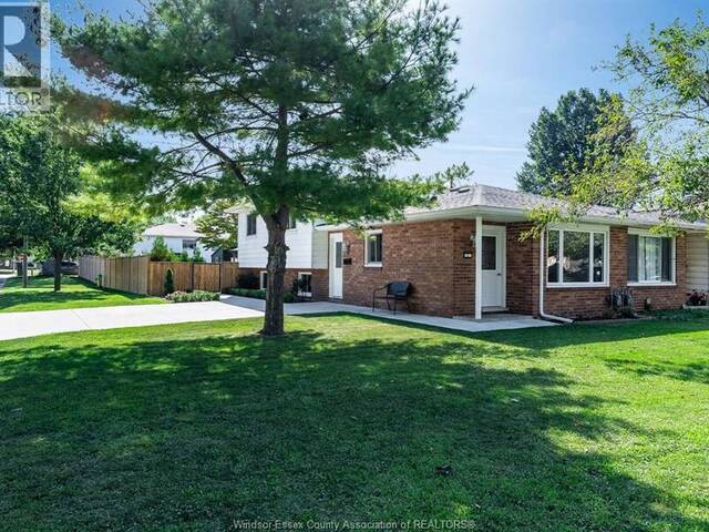 6 MARLENE CRESCENT Leamington Ontario, N8H 4J7 - 3 Bedrooms Waterfront Home For sale