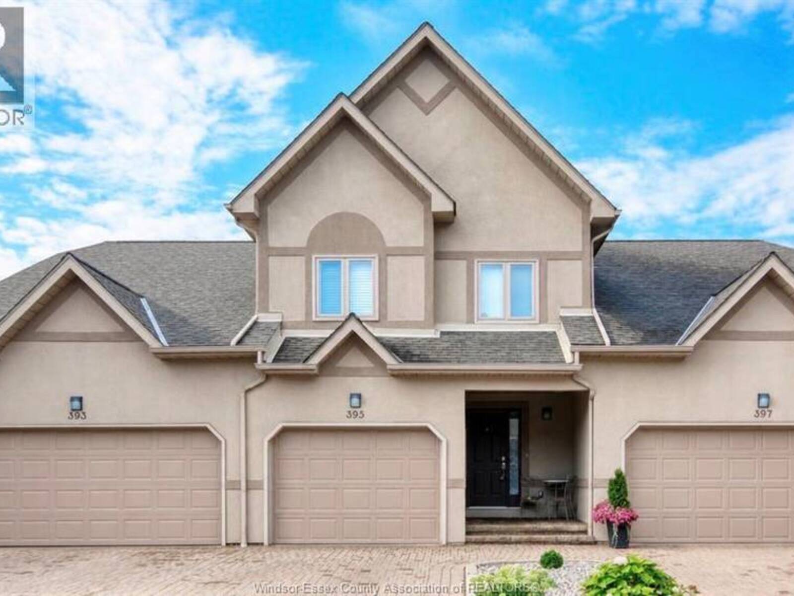395 TUSCANY, Tecumseh, Ontario N8N 4W6
