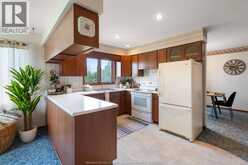 575 Talbot ROAD East | Leamington Ontario | Slide Image Eleven