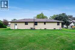 3 Stewart | Leamington Ontario | Slide Image Thirty-seven