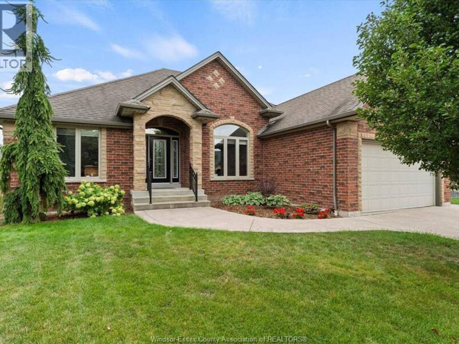 1031 HUNTINGTON BOULEVARD, Lakeshore, Ontario N0R 1A0