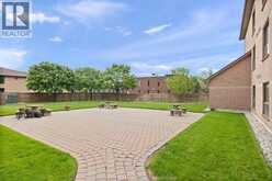 451 GRAND MARAIS ROAD West Unit# 114 | Windsor Ontario | Slide Image Twenty-two