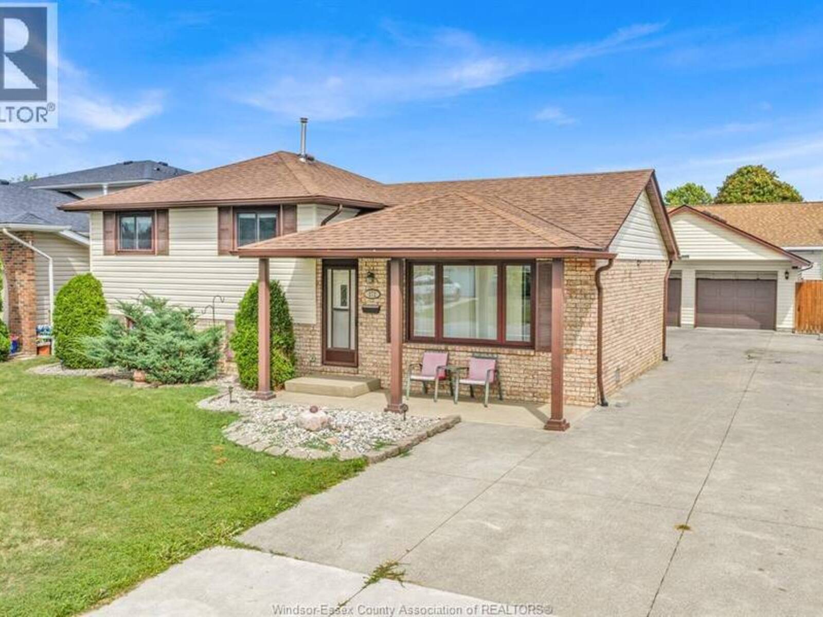 172 PACIFIC, Amherstburg, Ontario N9V 3E2