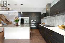 4395 Centre Lake | Windsor Ontario | Slide Image Eight