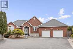 389 PINEHURST DRIVE | Belle River Ontario | Slide Image Three