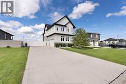 4523 ANDERSON | Lakeshore Ontario | Slide Image Two