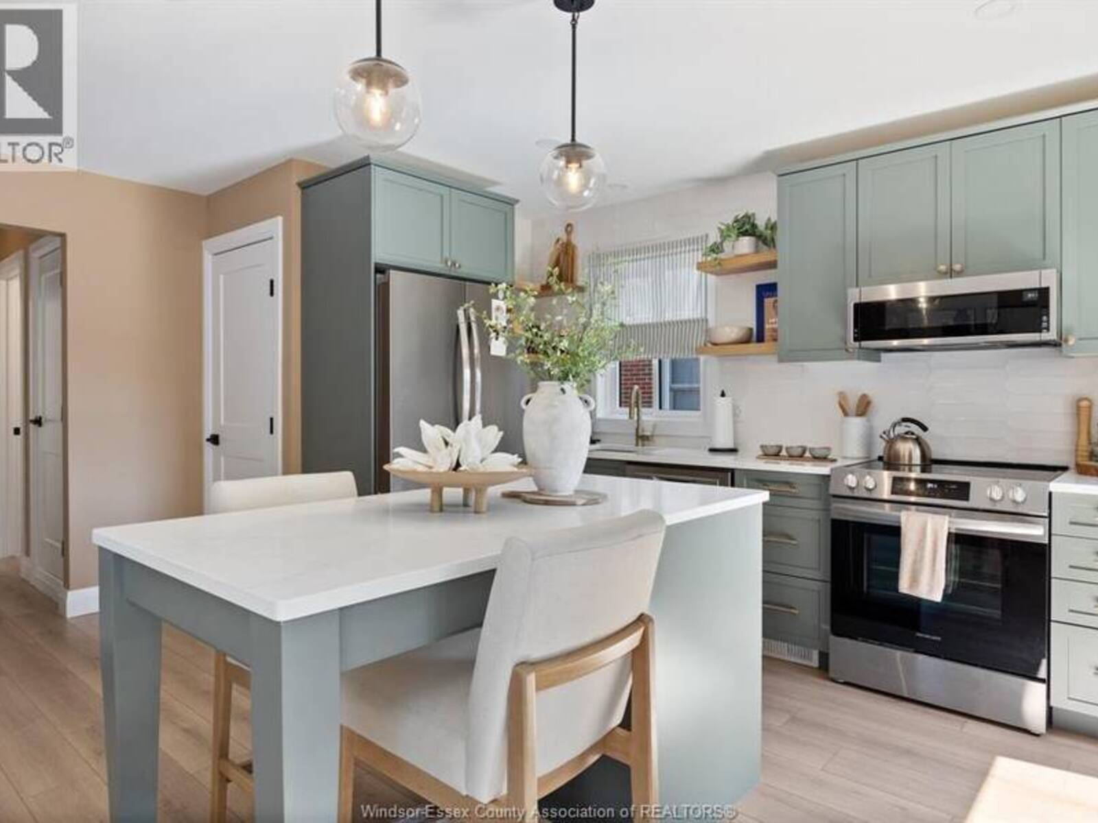 278 ST. PAUL, Windsor, Ontario N8S 3K8