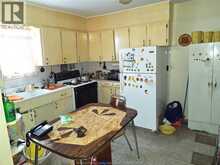 2710 SEMINOLE | Windsor Ontario | Slide Image Eight