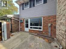 2816 Meadowbrook LANE | Windsor Ontario | Slide Image Nine