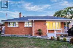 951 RIVERDALE | Windsor Ontario | Slide Image Two