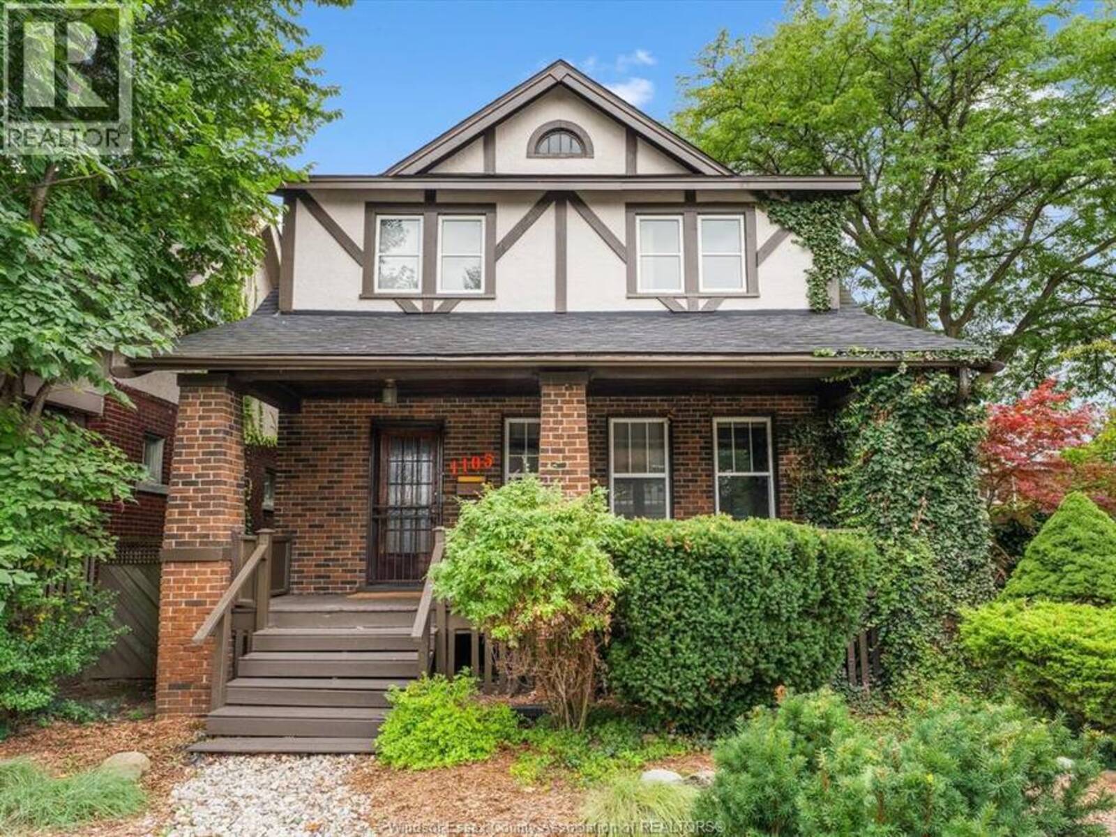 1105 Lincoln ROAD, Windsor, Ontario N8Y 2H6