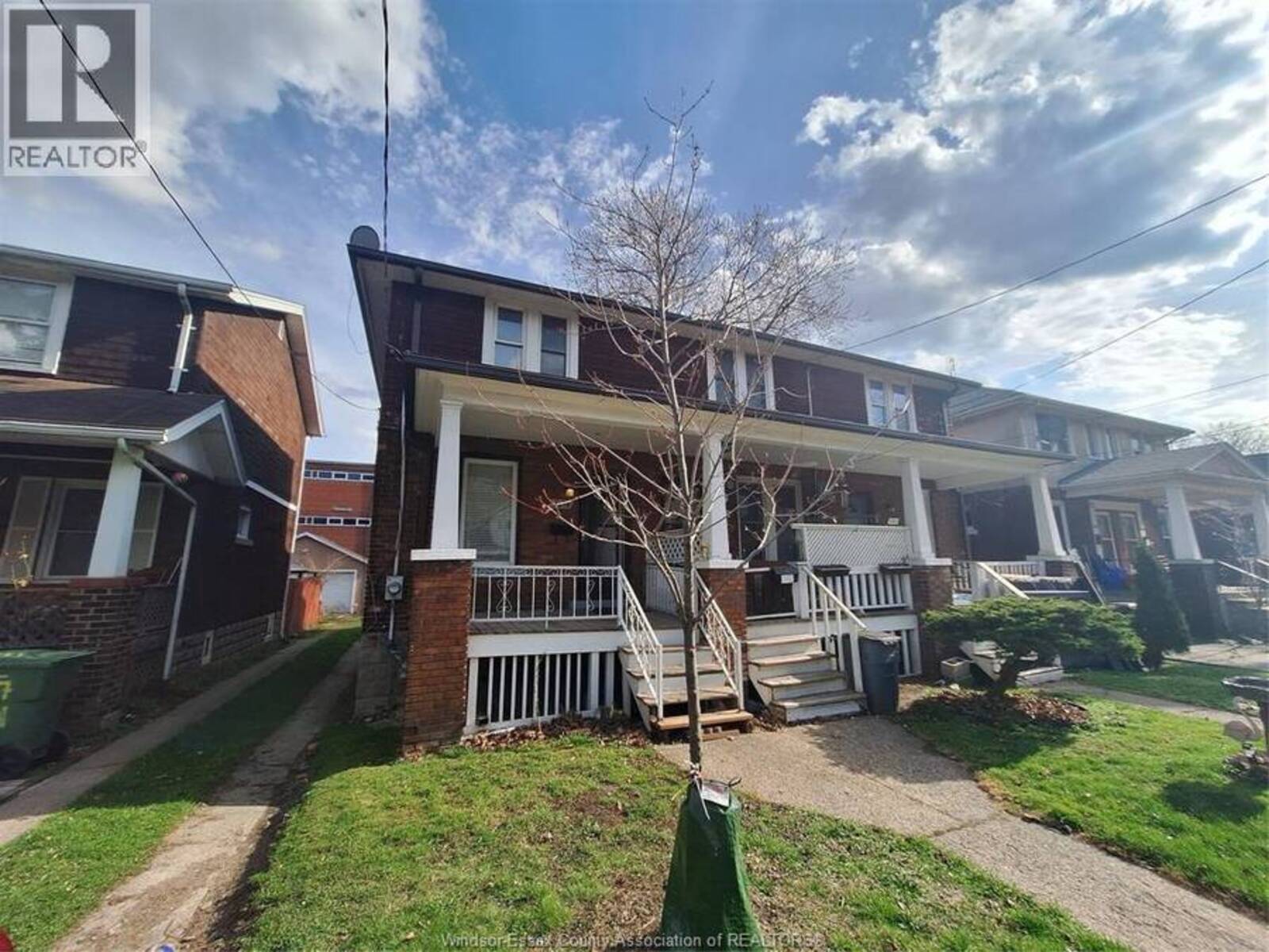 3219 LINWOOD PLACE, Windsor, Ontario N9C 1P9