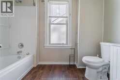 1135 Janette AVENUE | Windsor Ontario | Slide Image Nineteen