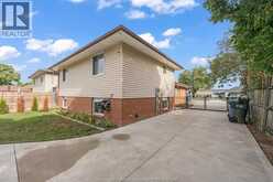 231 St. Arnaud | Amherstburg Ontario | Slide Image Three