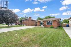 231 St. Arnaud | Amherstburg Ontario | Slide Image Forty-three
