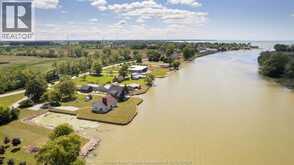 21240 DOCKSIDE | Chatham-Kent Ontario | Slide Image Twenty-seven