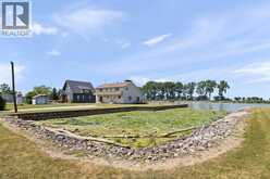 21240 DOCKSIDE | Chatham-Kent Ontario | Slide Image Thirty-two