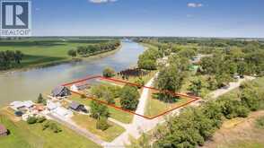 21240 DOCKSIDE | Chatham-Kent Ontario | Slide Image Three