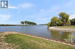 21240 DOCKSIDE | Chatham-Kent Ontario | Slide Image Forty-four