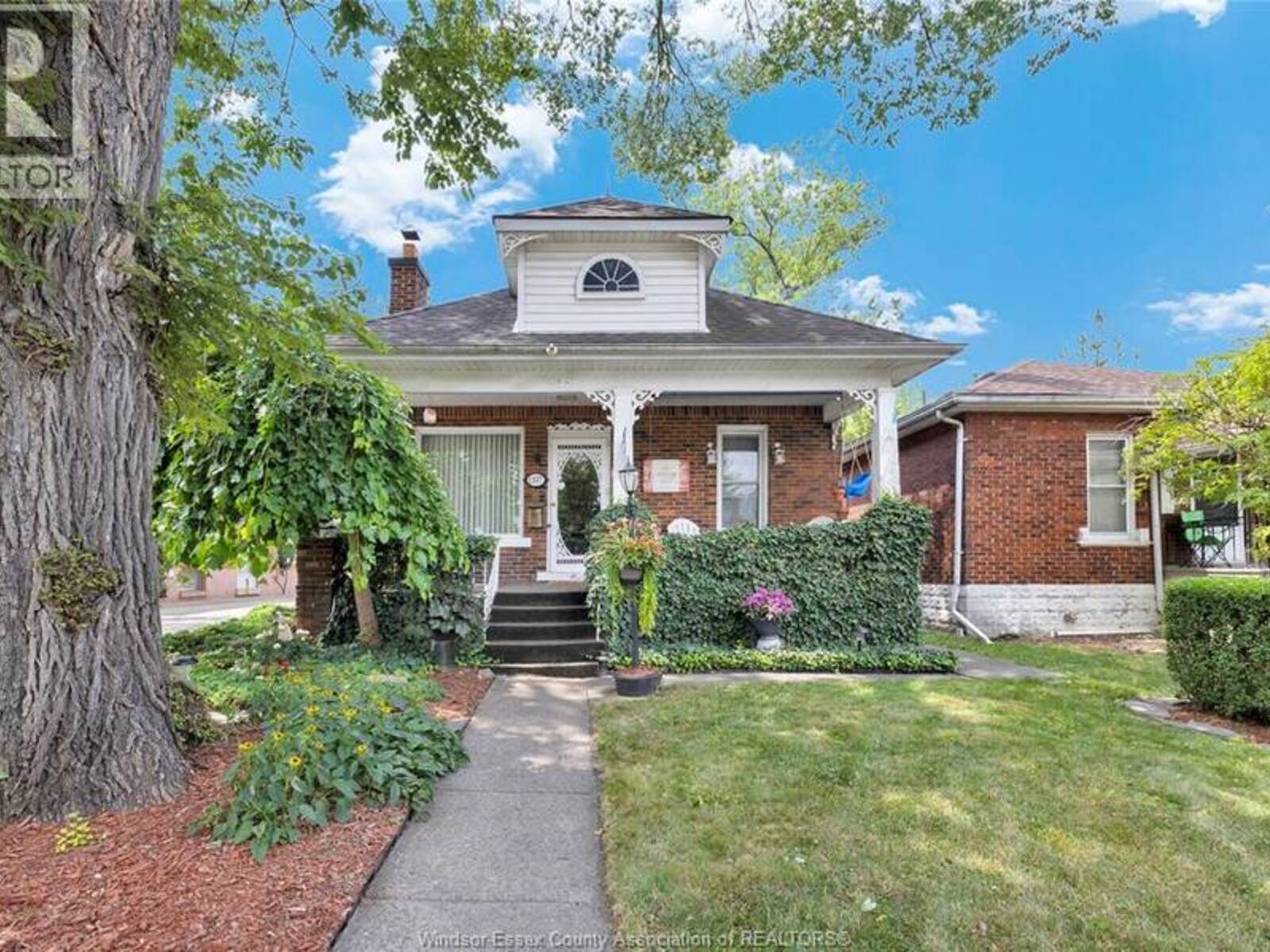 1337 JANETTE, Windsor, Ontario N8X 1Y7