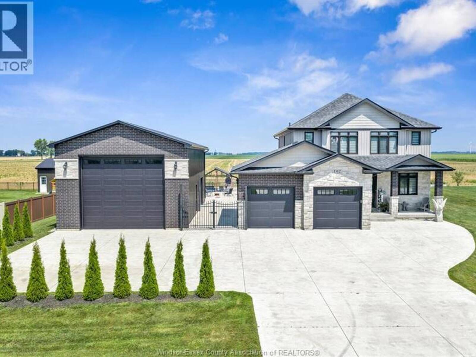 1512 Sunnyside COURT, Lakeshore, Ontario N0P 2J0