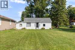146 MAPLE | Harrow Ontario | Slide Image Three