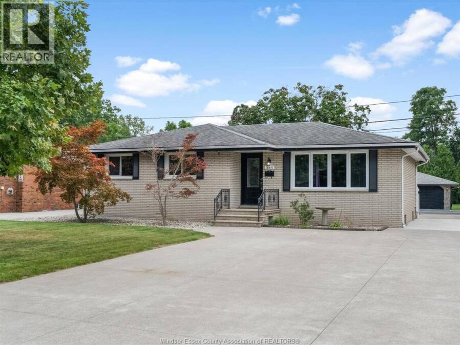 1865 TODD LANE, LaSalle, Ontario N9H 1J6