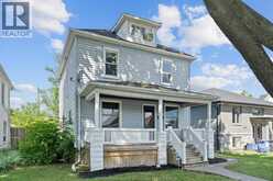 371 Curry | Windsor Ontario | Slide Image Four