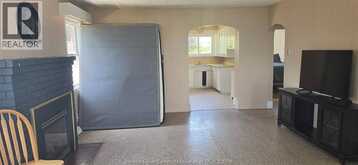 390 EAST BEACH | Leamington Ontario | Slide Image Thirteen