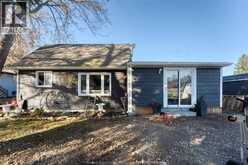625 SYDENHAM STREET | Essex Ontario | Slide Image One