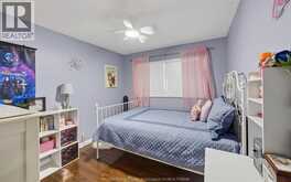 3571 ROXBOROUGH | Windsor Ontario | Slide Image Seventeen
