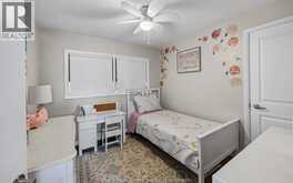 3571 ROXBOROUGH | Windsor Ontario | Slide Image Nineteen