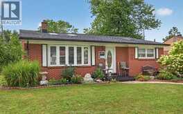 3571 ROXBOROUGH | Windsor Ontario | Slide Image Three