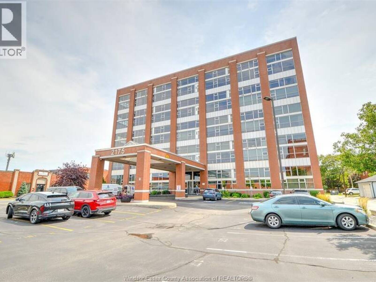 2175 WYANDOTTE STREET East Unit# 105, Windsor, Ontario N8Y 5B9