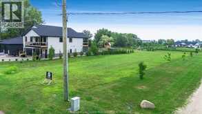1647 Road 2 East | Kingsville Ontario | Slide Image Four