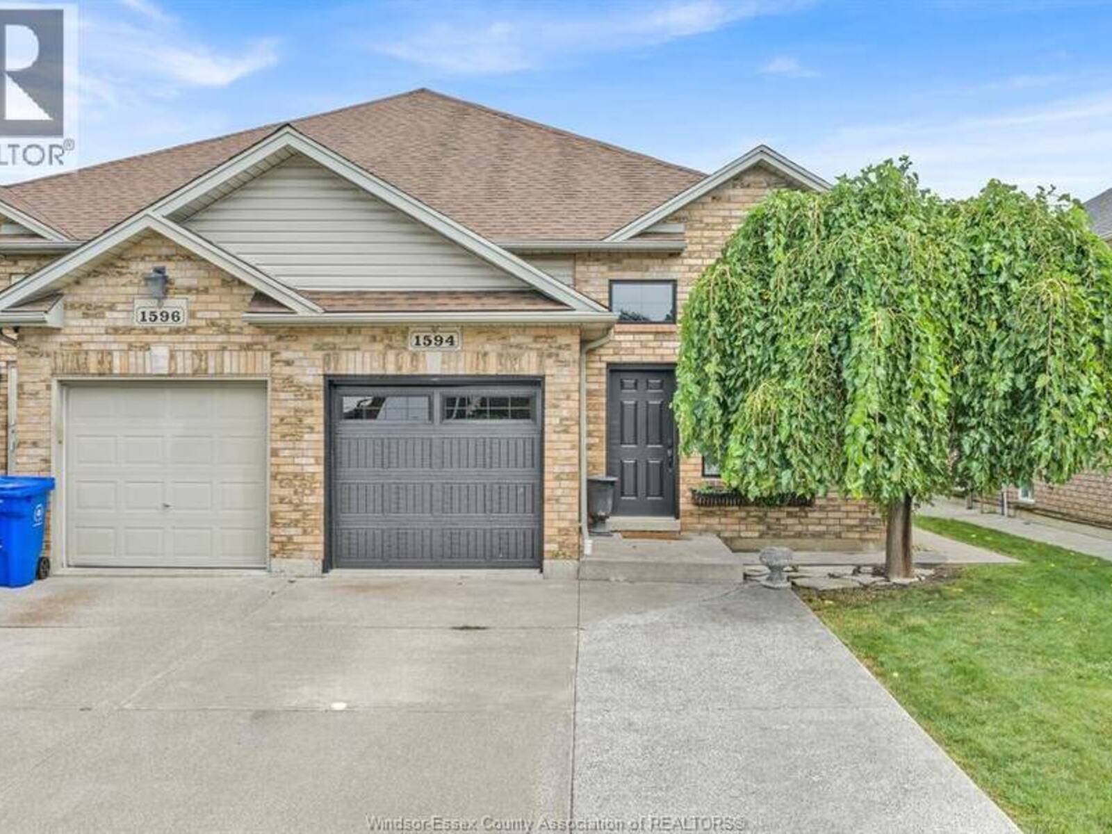 1594 HEATHERGLEN CRESCENT, Tecumseh, Ontario N8N 5B5