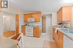 4339 ASHFIELD CRESCENT | Windsor Ontario | Slide Image Nine