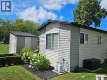 981 COUNTY RD 2 Unit# 439 | Lakeshore Ontario | Slide Image Nine