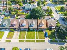 2284 Fraser AVENUE | Windsor Ontario | Slide Image Three
