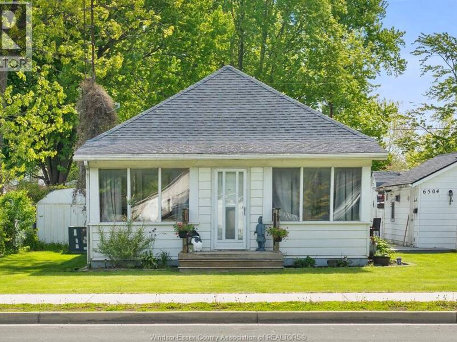 6504 Main Street, Lakeshore, Ontario N0P 1J0