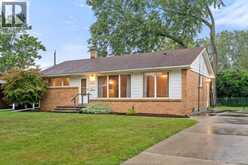 3631 Rankin AVENUE | Windsor Ontario | Slide Image Five
