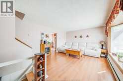 5122 COLBOURNE DRIVE | Windsor Ontario | Slide Image Three